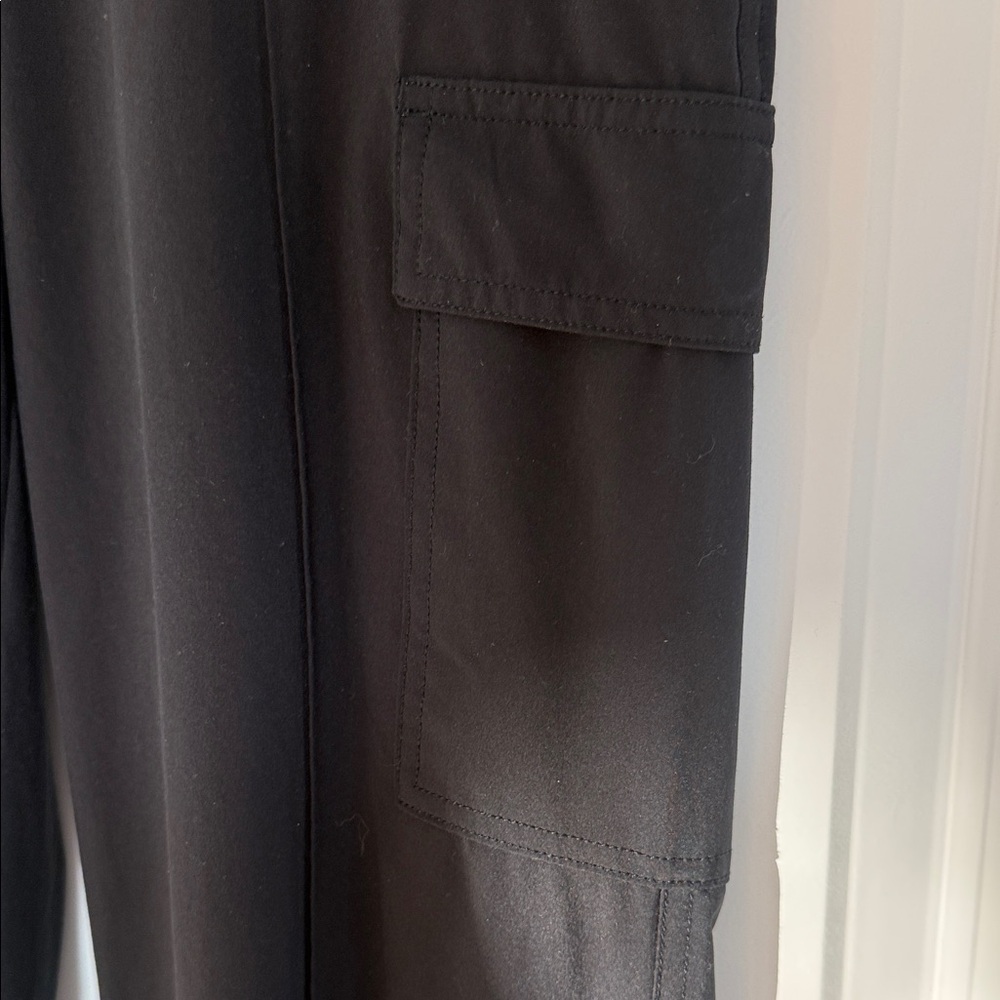 Athleta Black Straight-Leg Cargo Pants - Picture 3 of 5